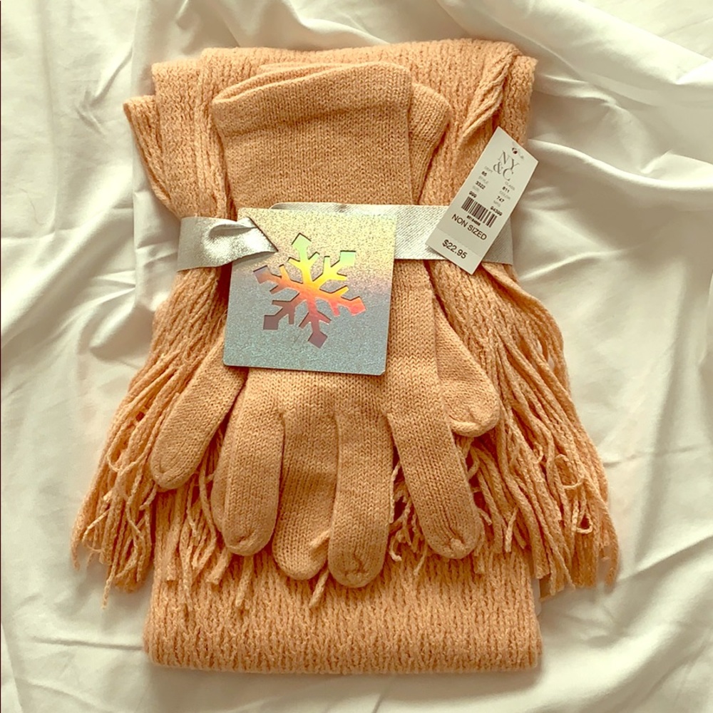 Scarf & Glove Set